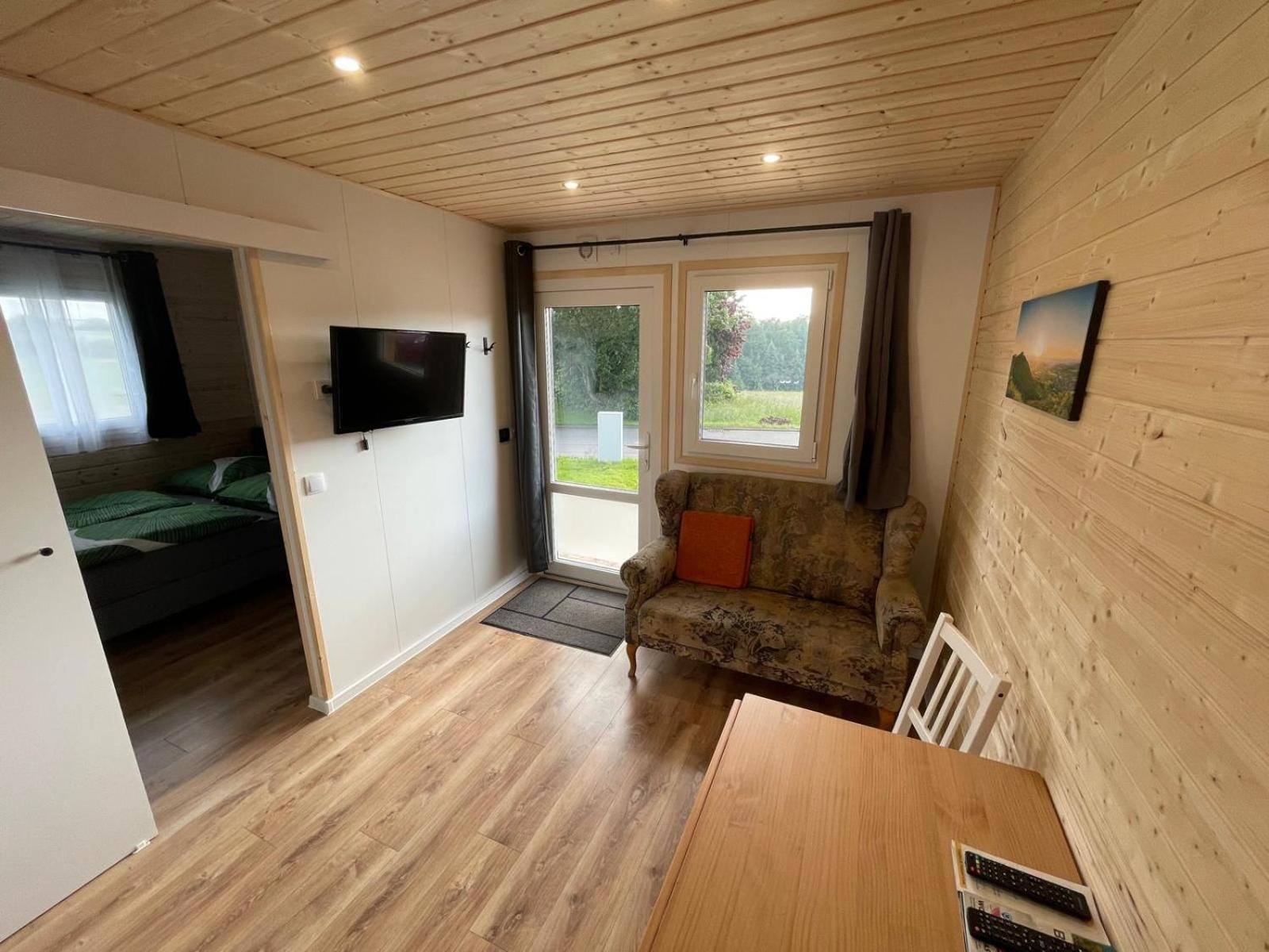 Tinyhaus #1 Huelben - Ortsrand - Kostenlose Parkplaetze Hulben Buitenkant foto